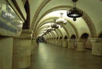 Введены ограничения в работу станции метро "Золотые ворота" в Киеве