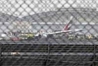 Во время тушения самолета горел в аэропорту Дубаи, погиб пожарный