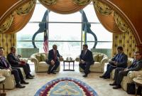 Во время визита Порошенко в Малайзию подписали три соглашения