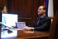 Медведев - губернаторам: "Просьба не рассказывать о трудностях жизни"