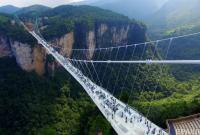 В Китае открыли самый длинный стеклянный мост