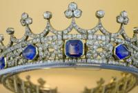 Британия запретила вывозить за границу свадебную корону королевы Виктории