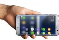 Смартфонам Samsung Galaxy A (2017) приписывают наличие загнутого дисплея