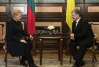 Президенты Украины и Литвы подписали дорожную карту на 2017-2018 годы