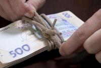 Работодатели в Ровно снизили долги по зарплате вдвое