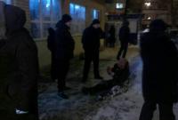 В Харькове пьяный мужчина устроил стрельбу на улице и ранил женщину