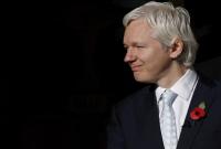 Основатель WikiLeaks не исключил, что утечку документов Демпартии США спланировали россияне