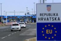 В Хорватии от удушья выхлопными газами спасли 62 беженца