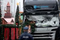 Теракт в Берлине: в грузовике обнаружили отпечатки пальцев нападавшего