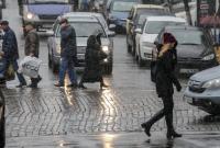 Рост зарплат, доллар по 27,2 и "холодок" в отношениях с ЕС и США: эксперты дали прогноз для Украины в 2017 году