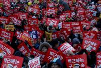 В Южной Корее 250 тысяч человек вышли на антипрезидентскую акцию