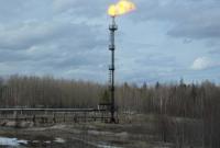Суд обязал выдать разрешения на добычу нефти и газа малоизвестной фирме без аукциона