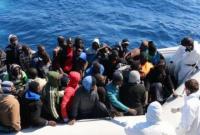 У побережья Ливии спасли около 900 мигрантов