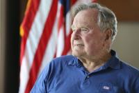 Джордж Буш госпитализирован из-за легкой формы пневмонии