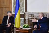 П.Порошенко пригласил президента Белоруссии посетить Украину