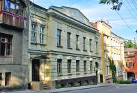 Скандал в Харькове: за три года нотариусы незаконно продали семь квартир