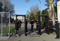 Годовщина трагедии 2 мая в Одессе: на Куликово поле людей пропускают через металлодетекторы