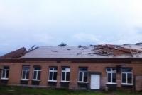 В результате урагана в Черкасской области повреждены здания военной части