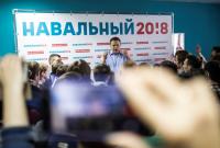 В ряде городов РФ прошли обыски в штабах Навального: одного сотрудника избила полиция