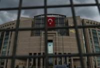 К годовщине путча в Турции уволили более 7 тысяч госслужащих