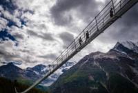 В Швейцарии открыли самый длинный в мире подвесной мост
