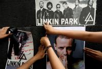 "У нас была сказочная жизнь": вдова лидера Linkin Park Беннингтона прокомментировала самоубийство мужа