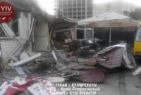 Разгромленное кафе в Киеве с людьми внутри: погром устроили "титушки" (видео)