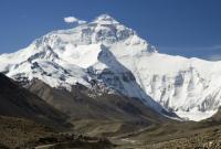При попытке снова покорить Эверест умер 85-летний мужчина