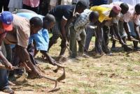В Нигерии вооруженные пастухи убили 20 фермеров во время молитвы в мечети