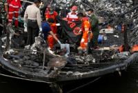 В Индонезии загорелся паром с 178 пассажирами, три человека погибли