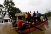 Из-за наводнения на Шри-Ланке погибли 100 человек