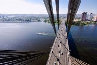 Завтра в столице ограничат движение по Московскому мосту
