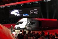 Илон Маск презентовал Tesla Semi - первый электрический грузовик марки Tesla