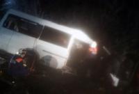 В России автобус столкнулся с лесовозом, 15 погибших