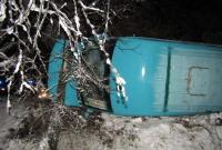 Автобус с пассажирами перевернулся в Луганской области, есть пострадавшие
