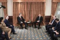 Президент отметил позитивное сотрудничество с Азербайджаном в энергетической сфере