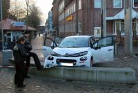 В Германии автомобиль въехал в толпу: шесть человек пострадали