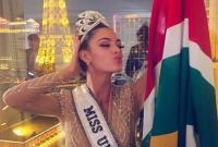 СМИ показали мисс Вселенную-2017 без макияжа