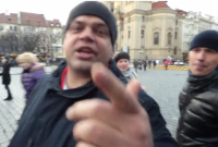 В Праге россияне напали на украинскую акцию (видео)