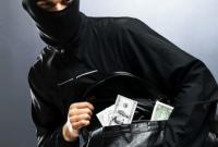 В Киеве грабители отобрали сумку с миллионом грн
