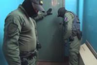 В Бахчисарае оккупанты устроили обыски в домах крымских татар (видео)