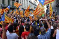 В Барселоне тысячи людей вышли на демонстрацию за независимость Каталонии