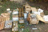 На Донбассе полиция изъяла большой арсенал боеприпасов