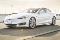 Автомобиль Tesla поставил новый рекорд, проехав без подзарядки более 1000 км