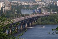 В столице до 15 августа ограничат движение транспорта на мосту Патона