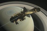 Зонд Cassini начал спуск в атмосферу Сатурна