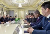 Порошенко провел встречу с главами Минобороны Черногории и стран Балтии