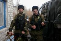 Боевики в Донецке избили местного жителя у магазина и забрали у него продукты - разведка