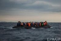 В Черном море задержали судно с 87 мигрантами
