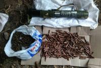 В поселке Донецкой области обнаружили опасные боеприпасы